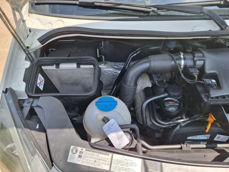 VW Crafter, снимка 17 - Бусове и автобуси - 52110986