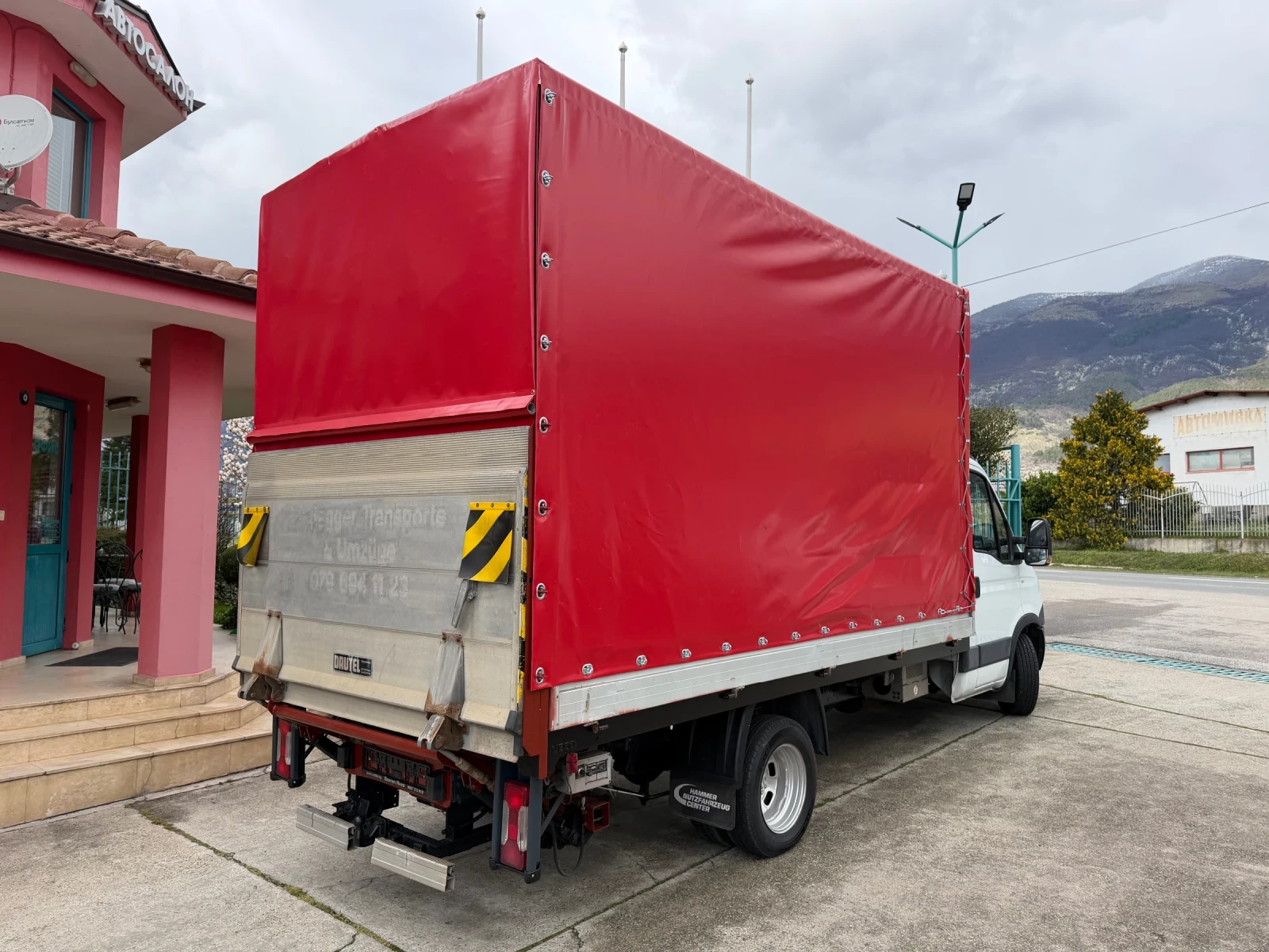 Iveco Daily 3.0HPI* 35C21* Euro5b* Климатик* Падащ борд, снимка 11 - Бусове и автобуси - 54079058