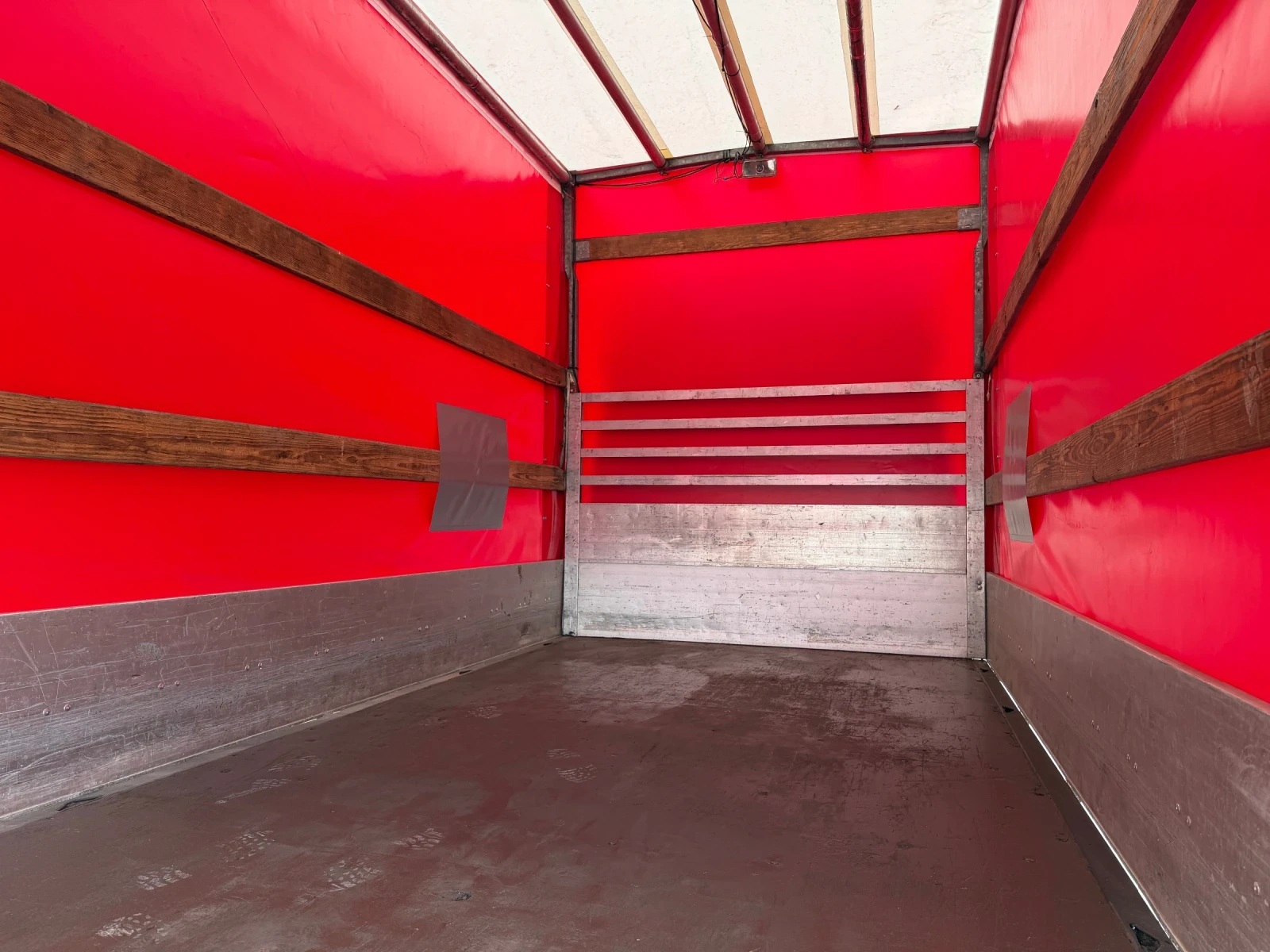 Iveco Daily 3.0HPI* 35C21* Euro5b* Климатик* Падащ борд, снимка 9 - Бусове и автобуси - 54079058