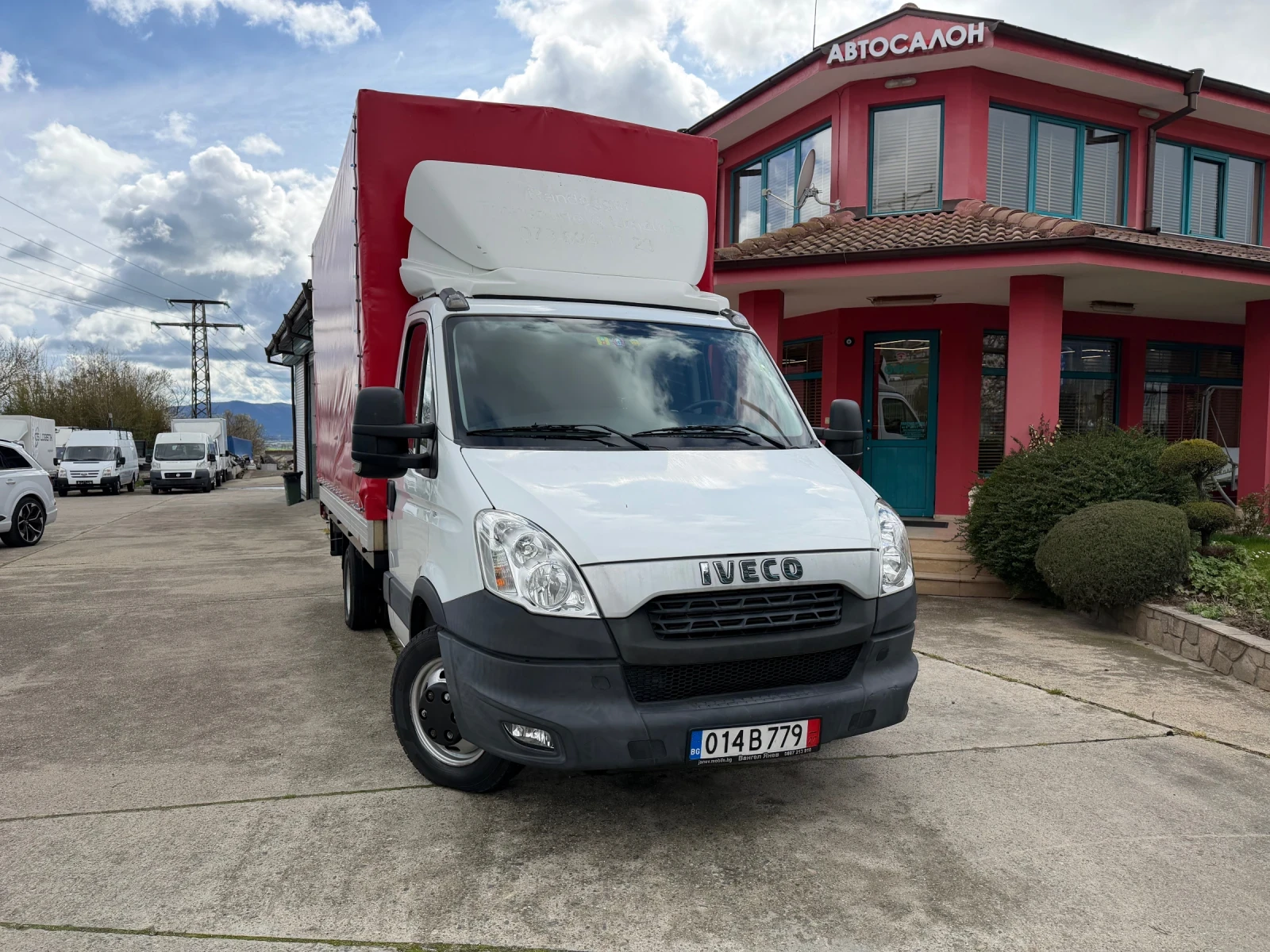 Iveco Daily 3.0HPI* 35C21* Euro5b* Климатик* Падащ борд, снимка 3 - Бусове и автобуси - 54079058