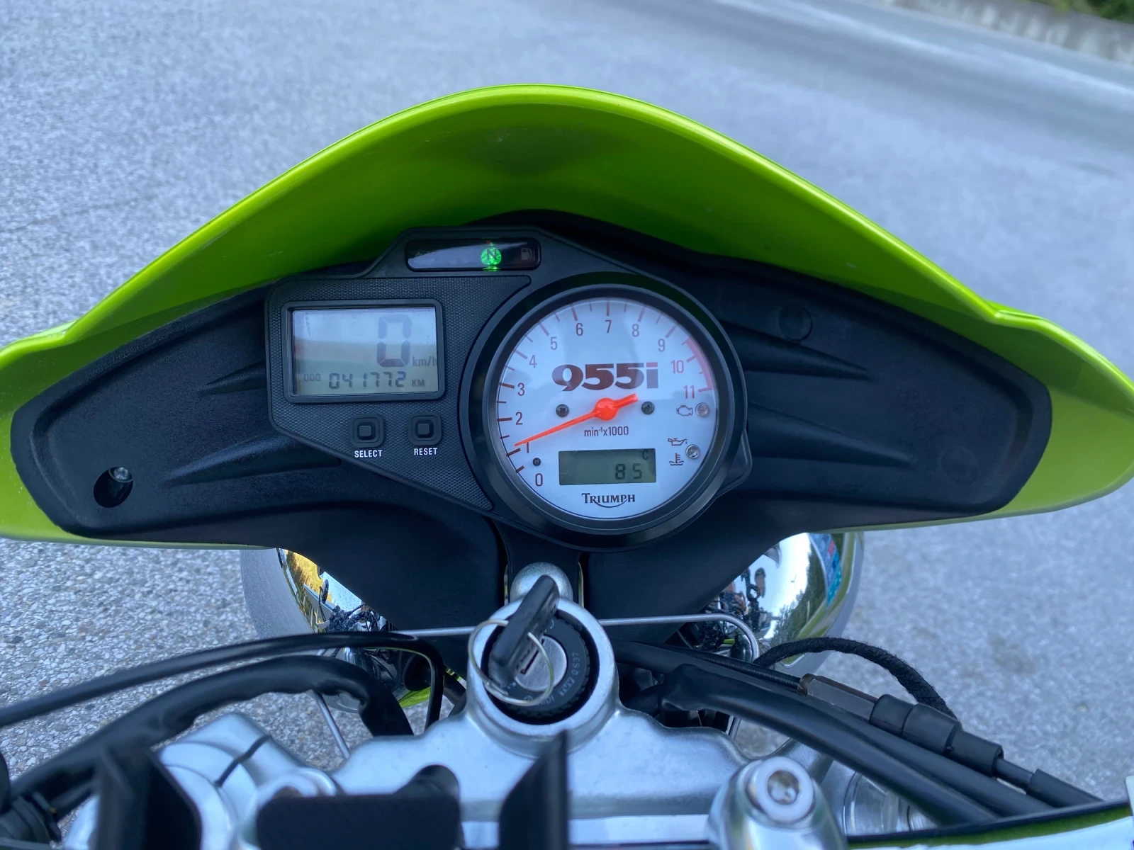 Triumph Speed Triple 955i, снимка 11 - Мотоциклети и мототехника - 54442139