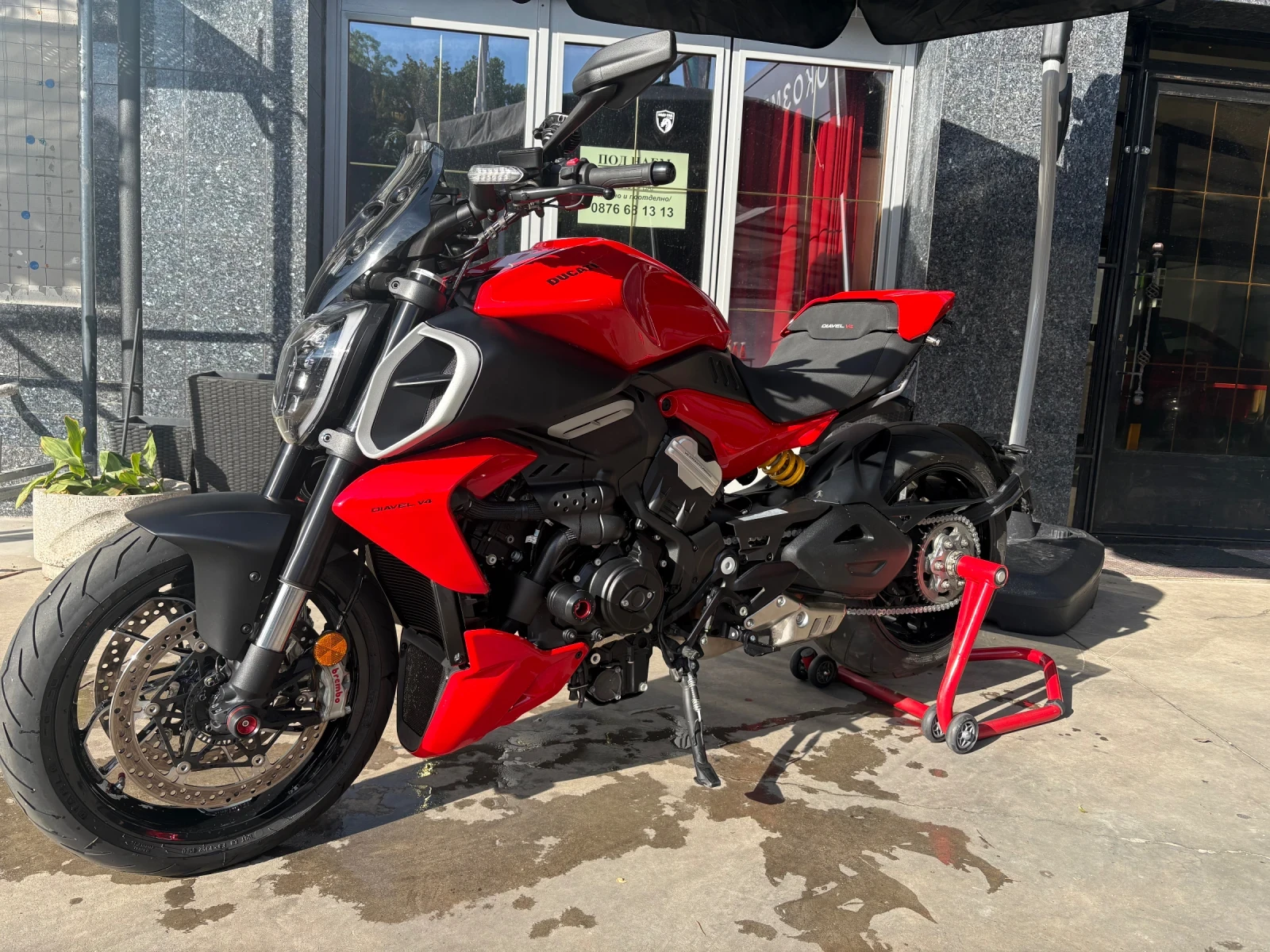 Ducati Diavel Ducati Diavel V4