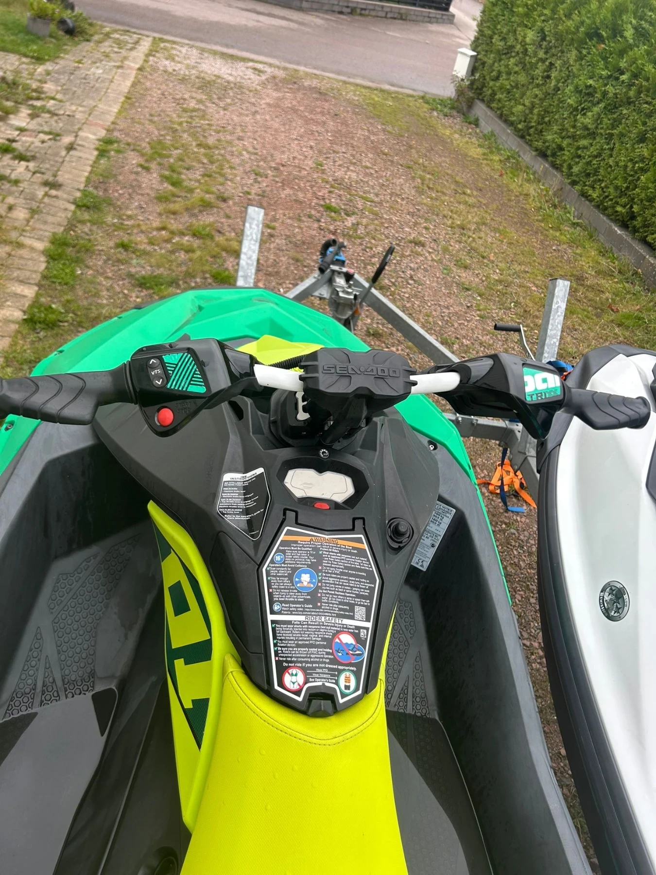 Джет Bombardier Sea Doo Spark Trixx - изображение 4