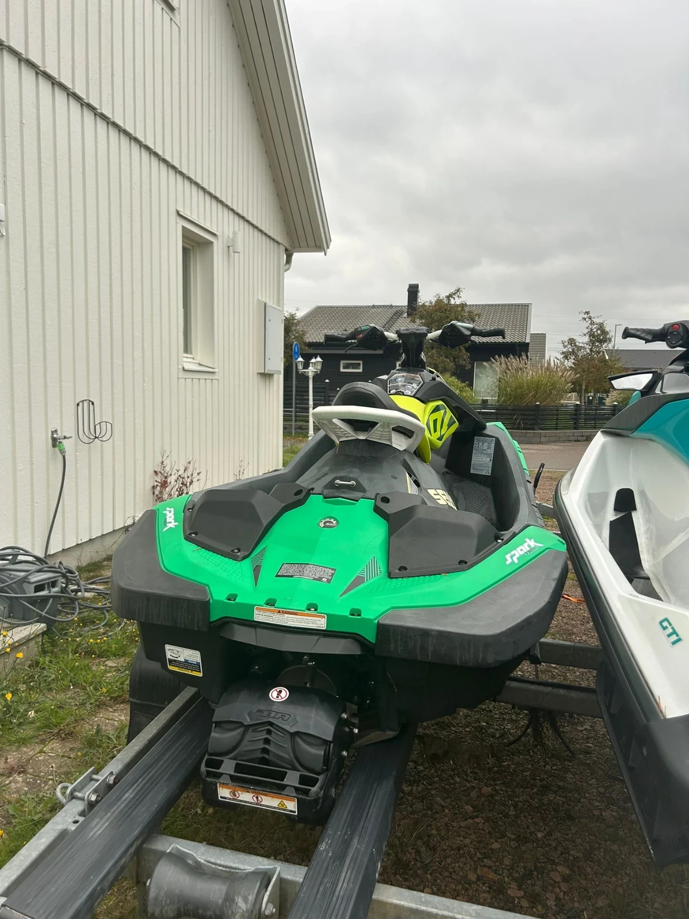 Джет Bombardier Sea Doo Spark Trixx - изображение 3