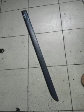 лайсна предна лява врата Шкода Румстер