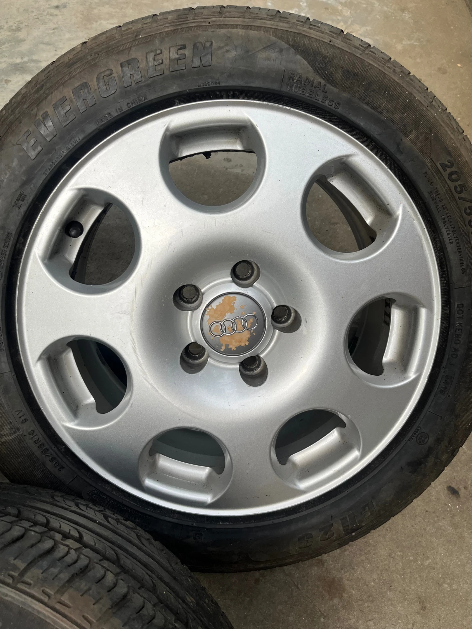 Гуми с джанти Други 205/55R16, снимка 3 - Гуми и джанти - 54652715