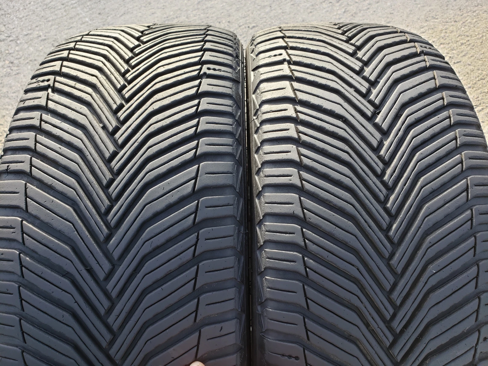 ���� 225/40R19 | Mobile.bg � ����������� 2