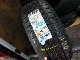 Гуми Зимни 225/55R17, снимка 2 - Гуми и джанти - 42846879