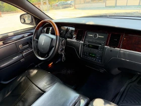 Lincoln Town car 4.6/SignatureLimited/242ps, снимка 17