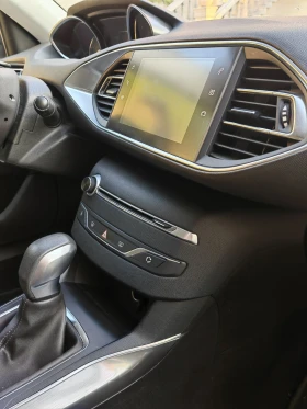 Peugeot 308 1.6Blue-Hdi Facelift /Carplay /LaneAssist | Mobile.bg    10