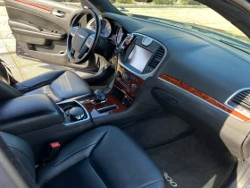 Обява за продажба на Chrysler 300c 3.6 V6 Limited ~11 000 EUR - изображение 8 | Auto.bg Обява за продажба на Chrysler 300c 3.6 V6 Limited ~11 000 EUR - изображение 8