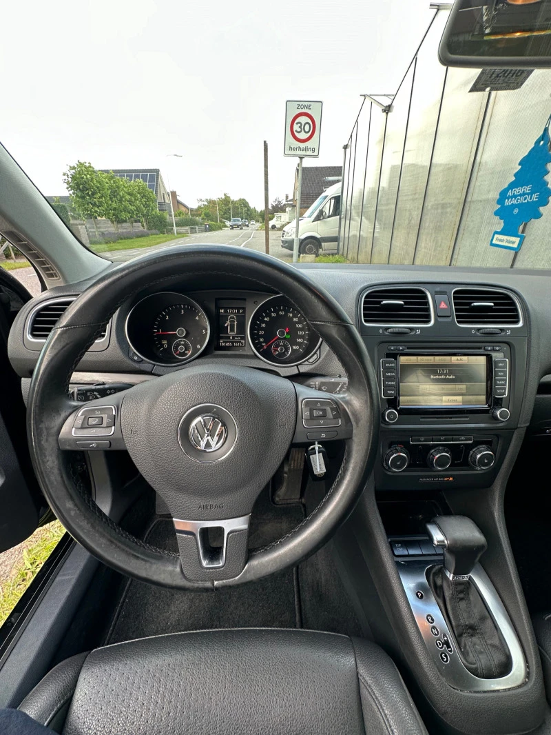 VW Jetta, снимка 11 - Автомобили и джипове - 47326083