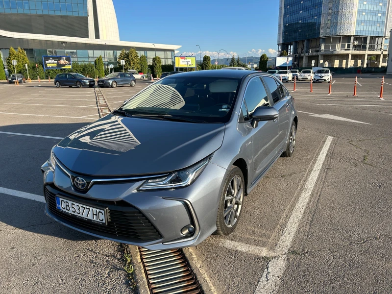 Toyota Corolla 1.8 Hybrid, снимка 8 - Автомобили и джипове - 46939896