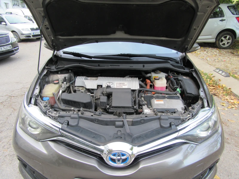 Toyota Auris 1.8 HYBRID/AUT/NAVI/EURO6, снимка 15 - Автомобили и джипове - 47668656