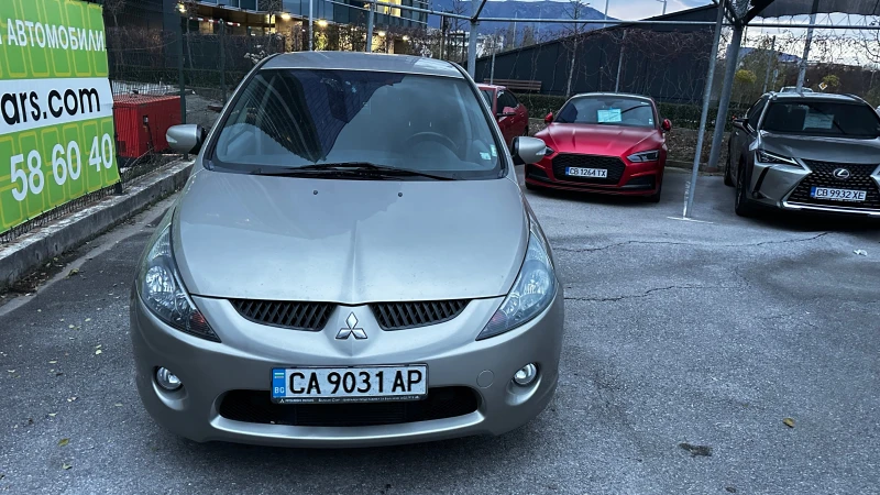 Mitsubishi Grandis 2.0 DiD, снимка 3 - Автомобили и джипове - 48043327