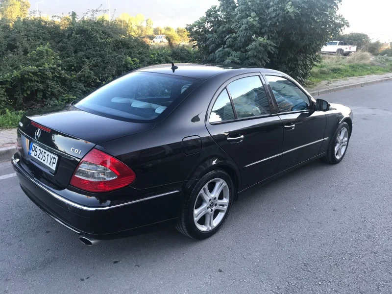 Mercedes-Benz E 280, снимка 4 - Автомобили и джипове - 48520142