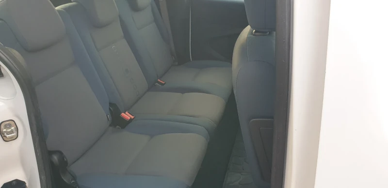 Citroen Berlingo 1.6 hdi, снимка 10 - Автомобили и джипове - 50008170