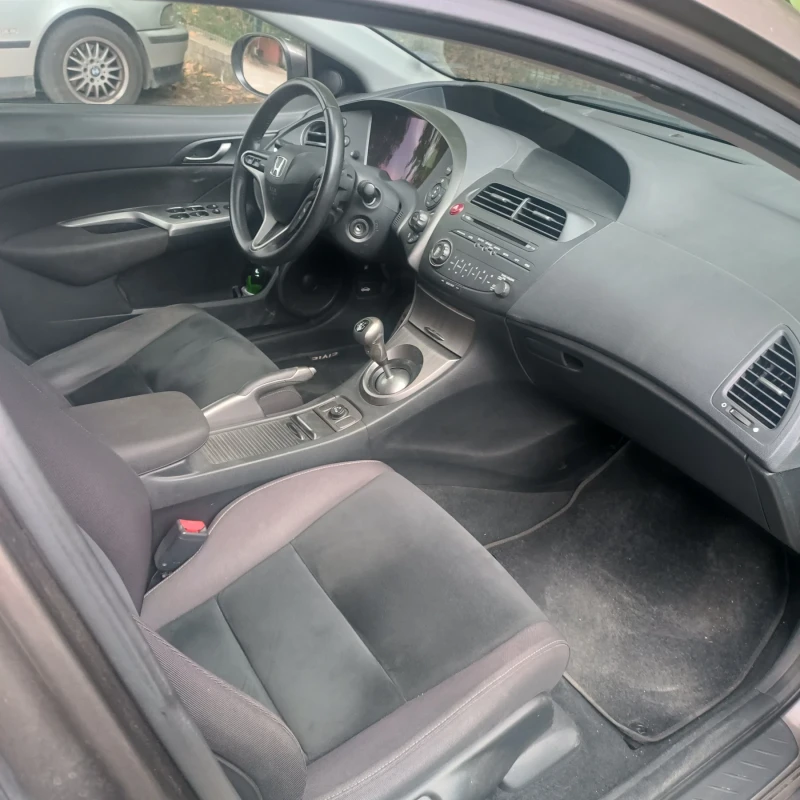 Honda Civic, снимка 9 - Автомобили и джипове - 52071320