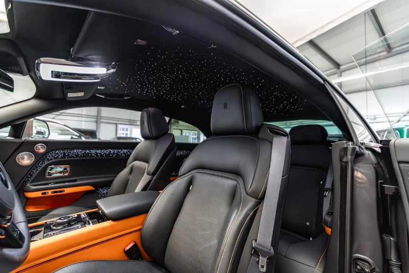 Rolls-Royce Spectre, снимка 7 - Автомобили и джипове - 53329788