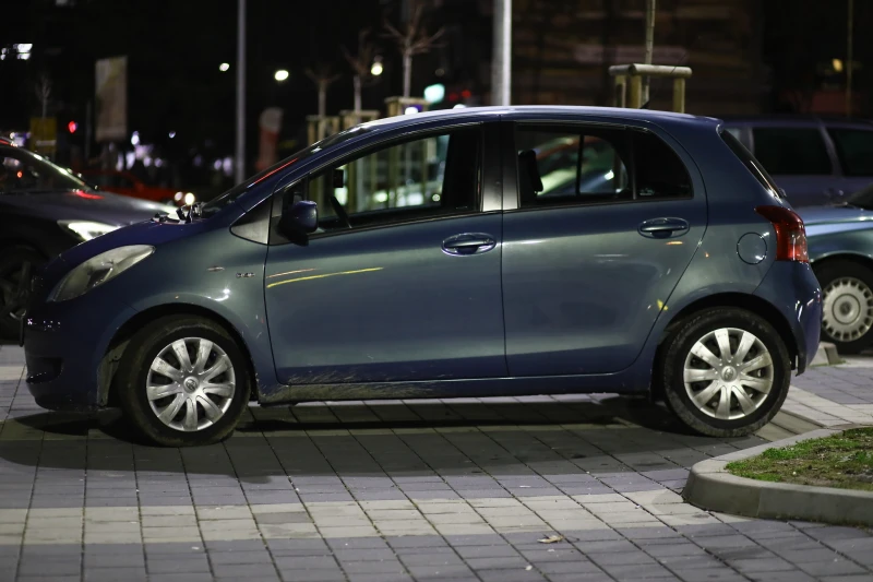 Toyota Yaris 1.4D, снимка 6 - Автомобили и джипове - 53464005