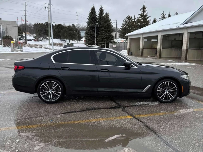 BMW 530 530i xDrive  CARFAX, снимка 3 - Автомобили и джипове - 53579977
