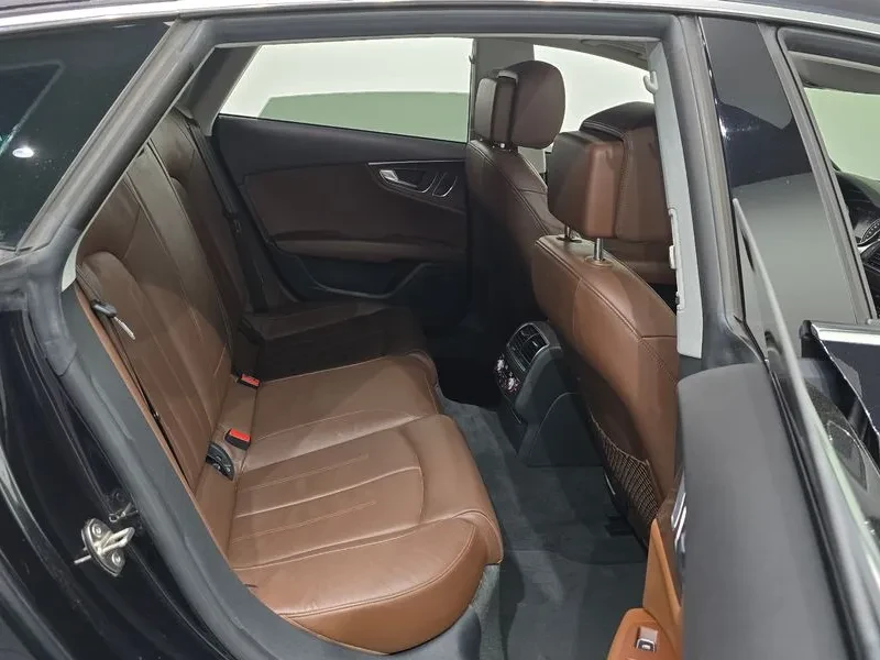 Audi A7 3.0 TDI Quattro - САМО 30% АВАНС, снимка 11 - Автомобили и джипове - 55664820