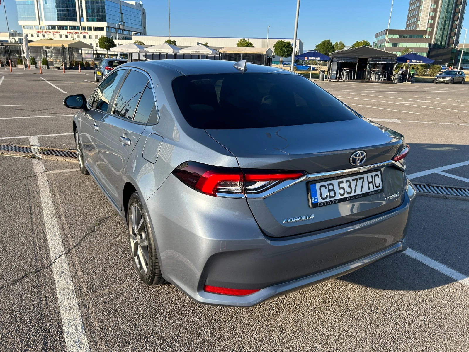 Toyota Corolla 1.8 Hybrid - изображение 3