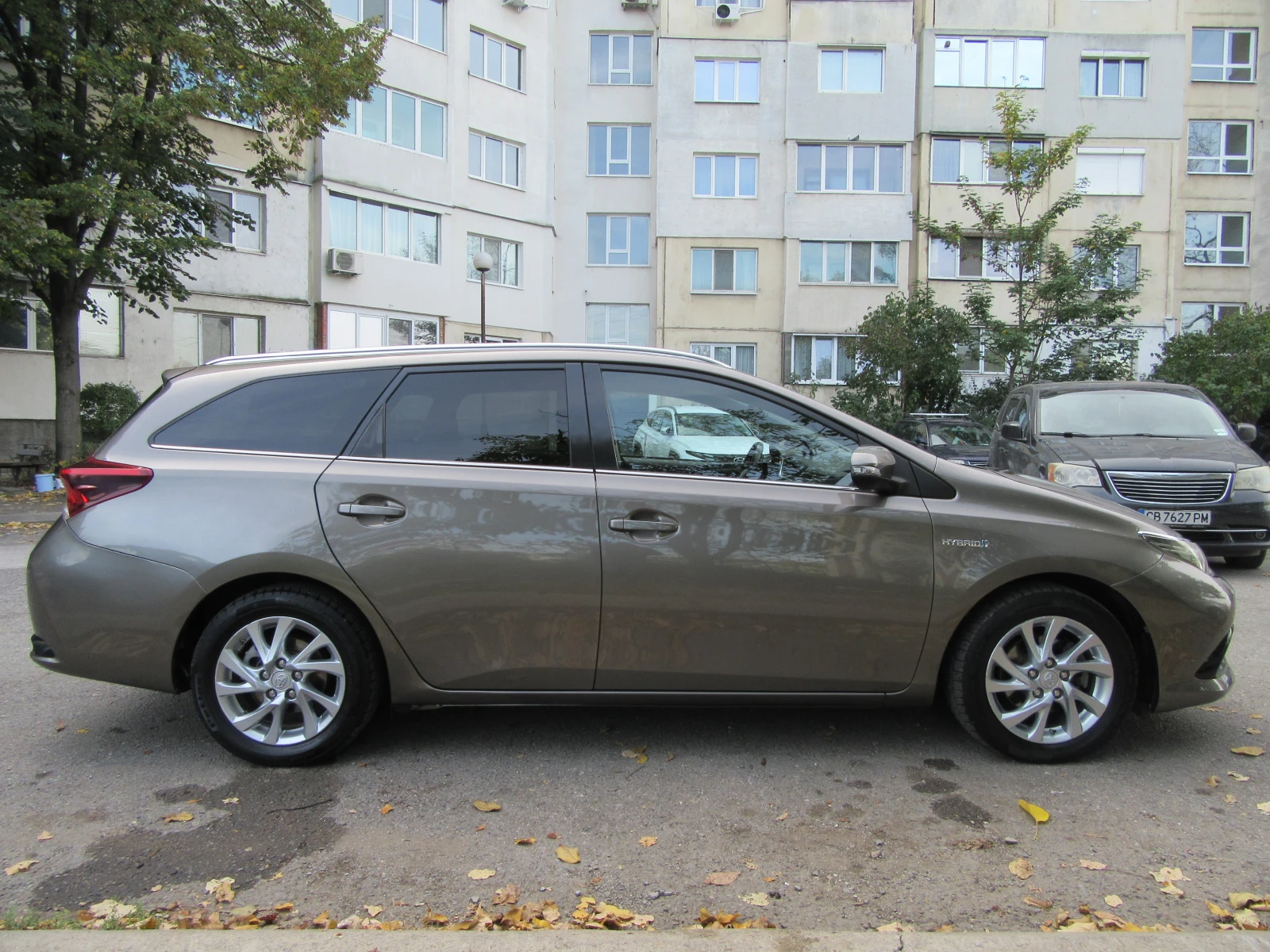 Toyota Auris 1.8 HYBRID/AUT/NAVI/EURO6 - изображение 5