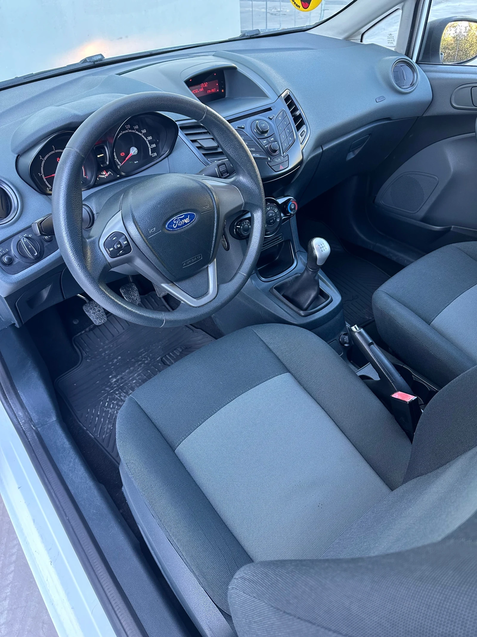 Ford Fiesta 1.4d  - изображение 4