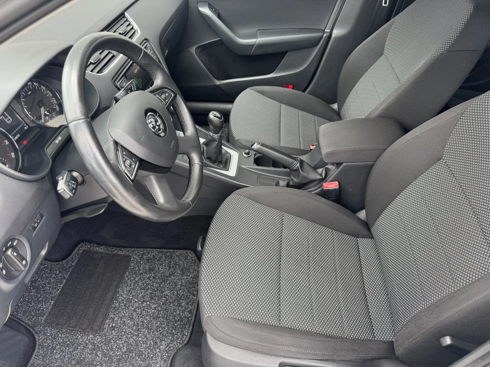 Skoda Octavia 1.2 TSI Germany - изображение 7