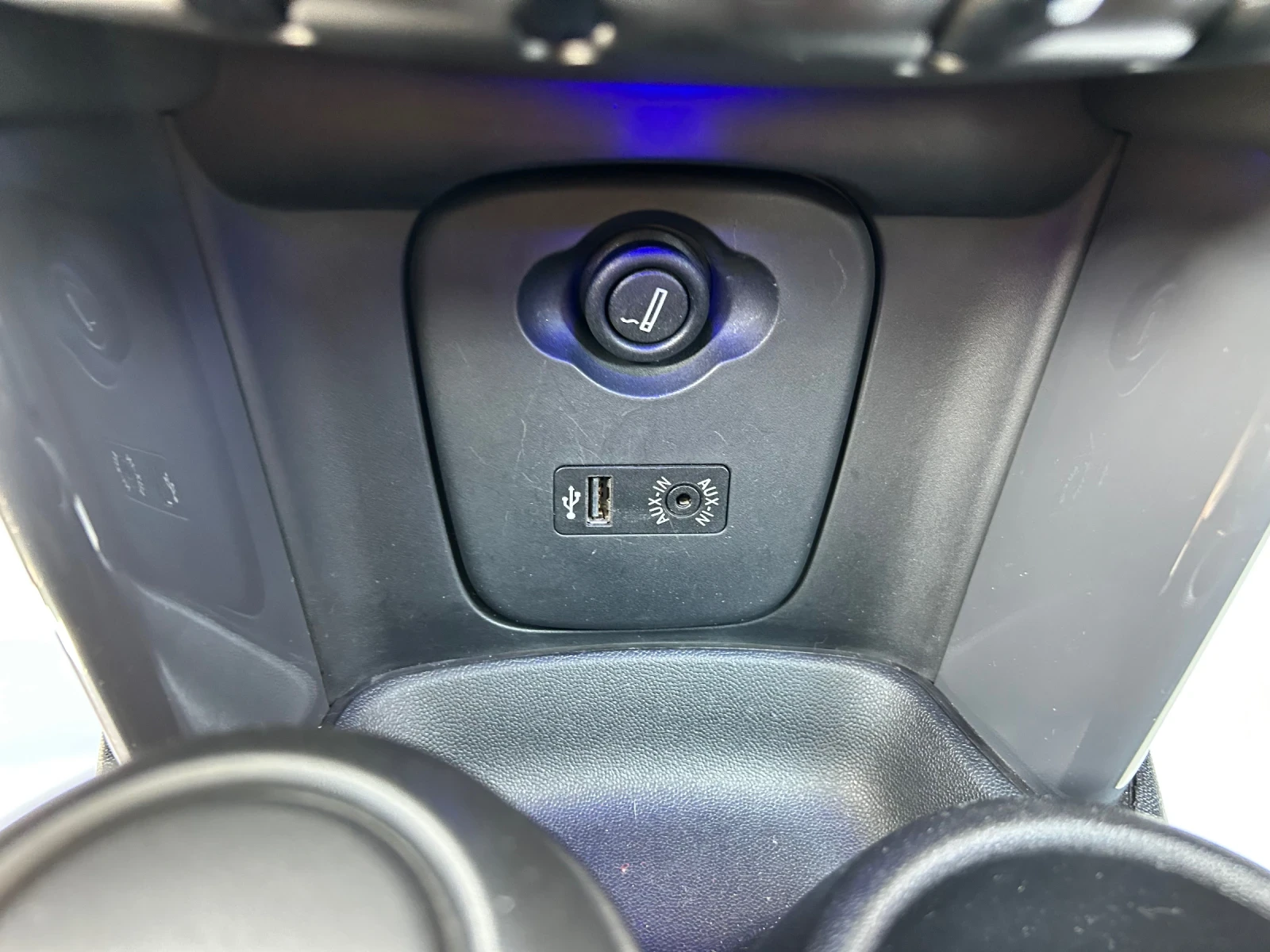 Mini Cooper ONE 1.2TURBO | Mobile.bg — изображение 11