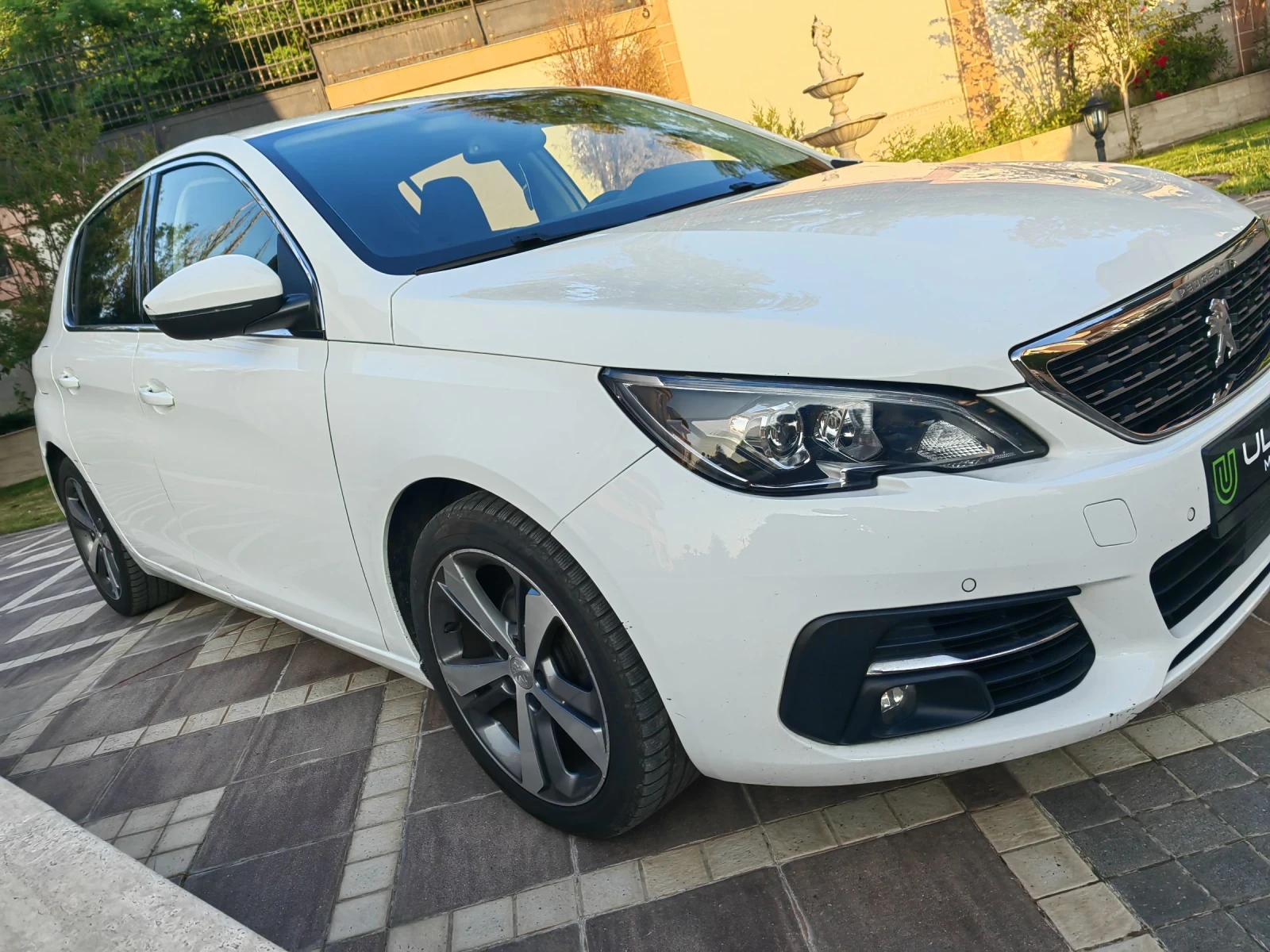 Peugeot 308 1.6Blue-Hdi Facelift /Carplay /LaneAssist - изображение 5