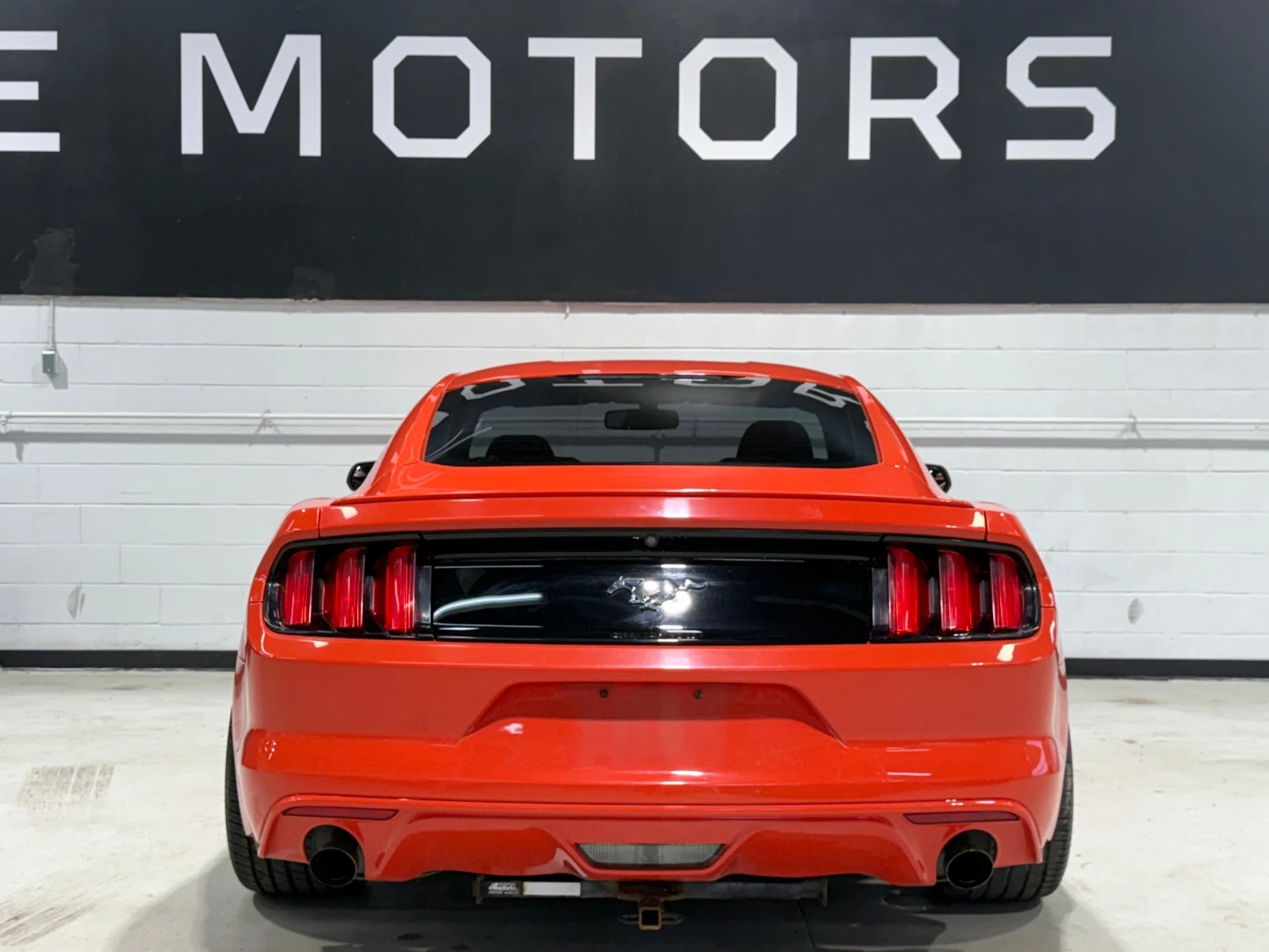 Ford Mustang 2.3 Ecoboost MANUAL - изображение 4