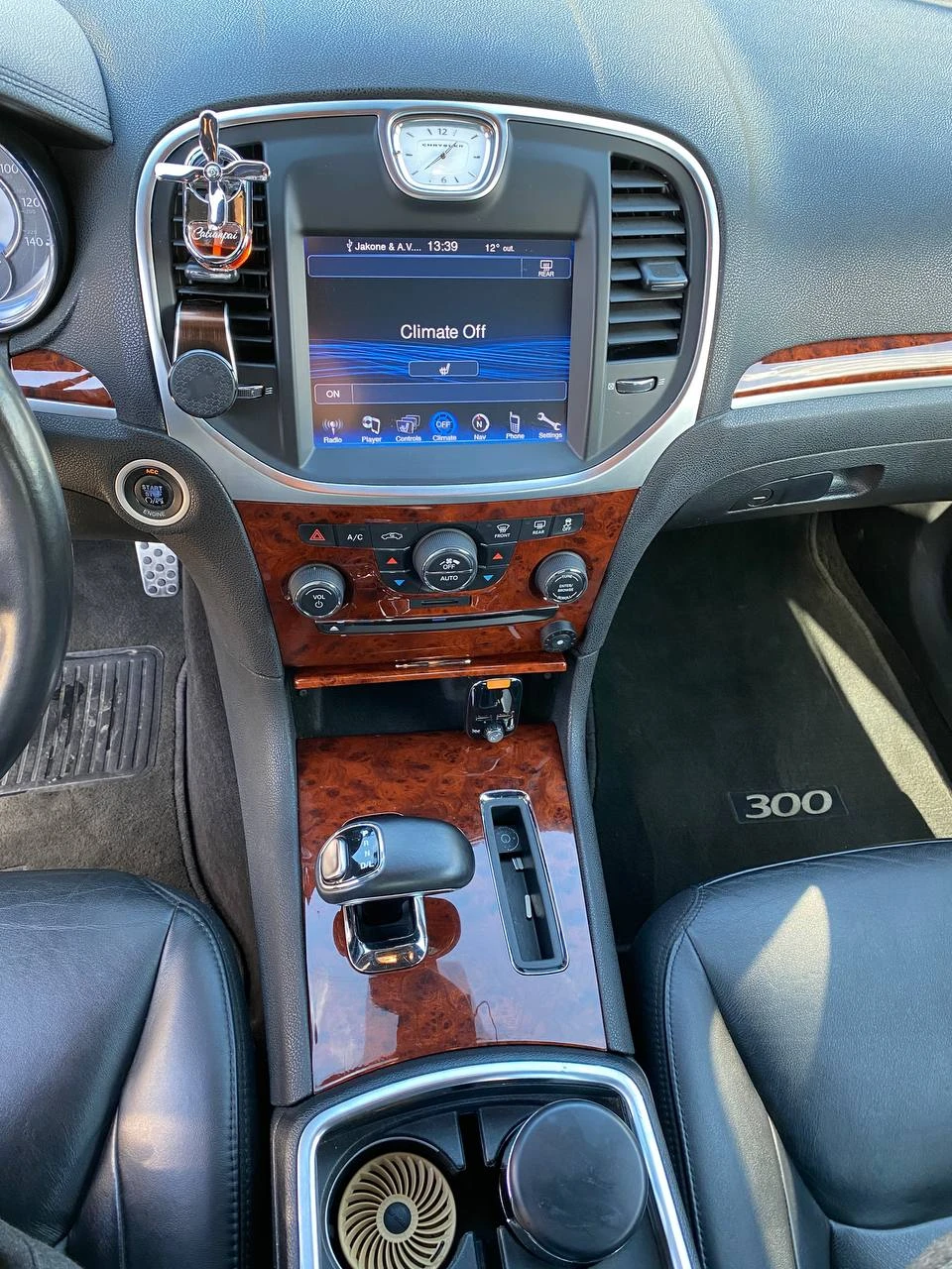 Chrysler 300c 3.6 V6 Limited | Mobile.bg — изображение 12