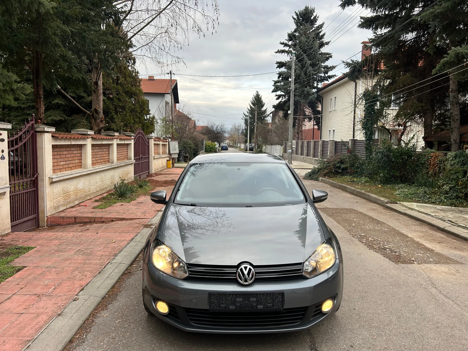 VW Golf 1.6TDI 105K - изображение 2