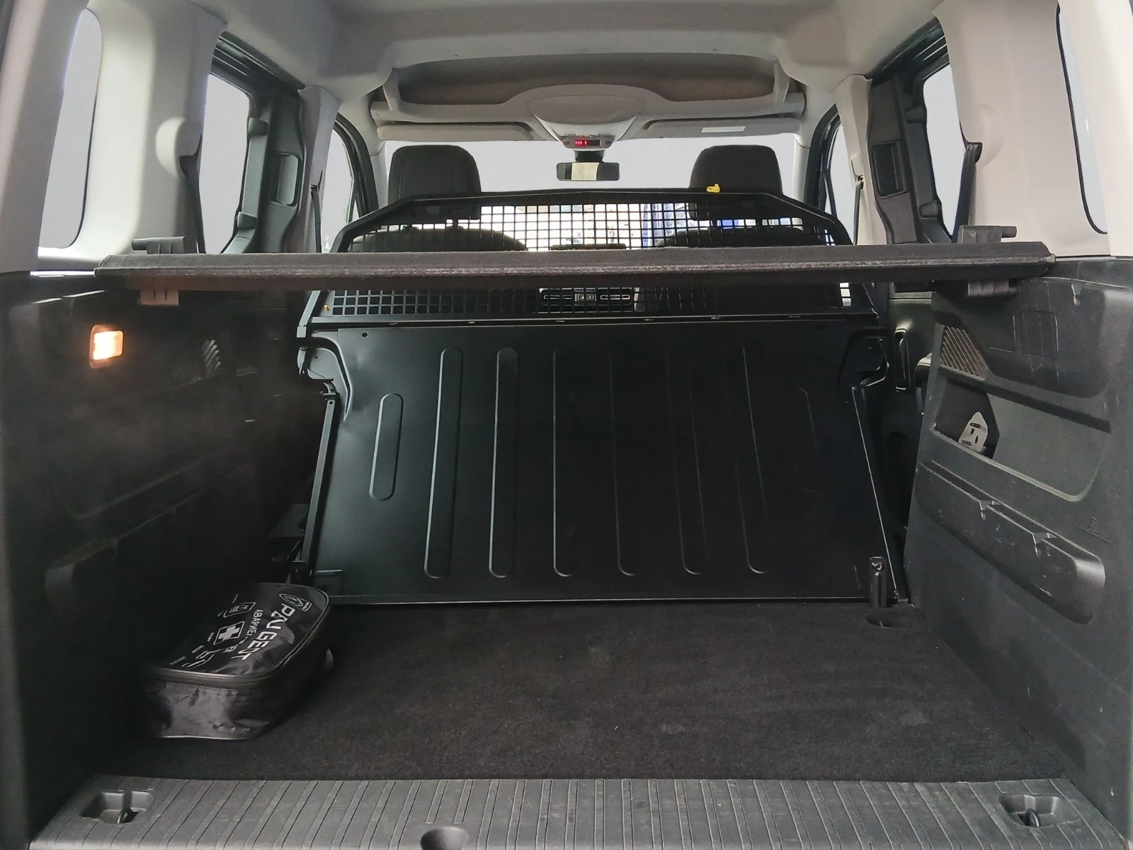 Peugeot Rifter MPV Standard ALLURE 1.5 BlueHDI | Mobile.bg � ����������� 16