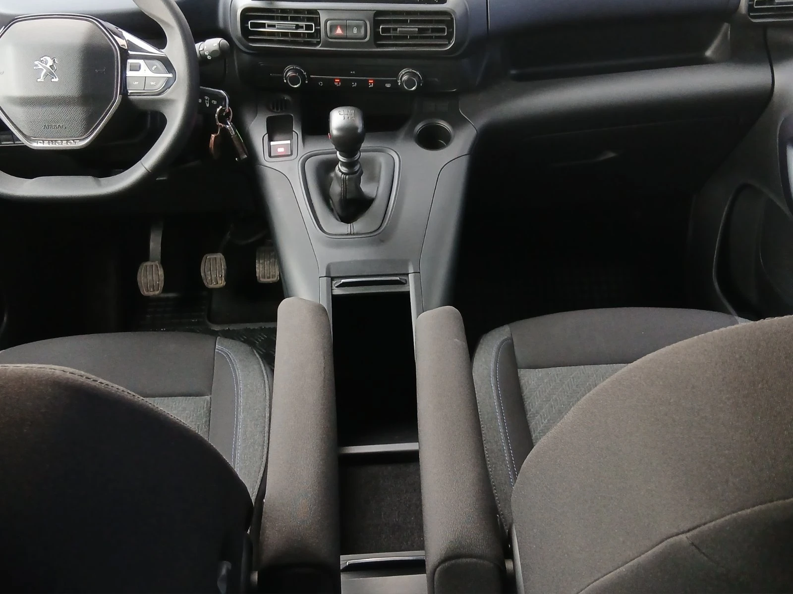 Peugeot Rifter MPV Standard ALLURE 1.5 BlueHDI | Mobile.bg � ����������� 13