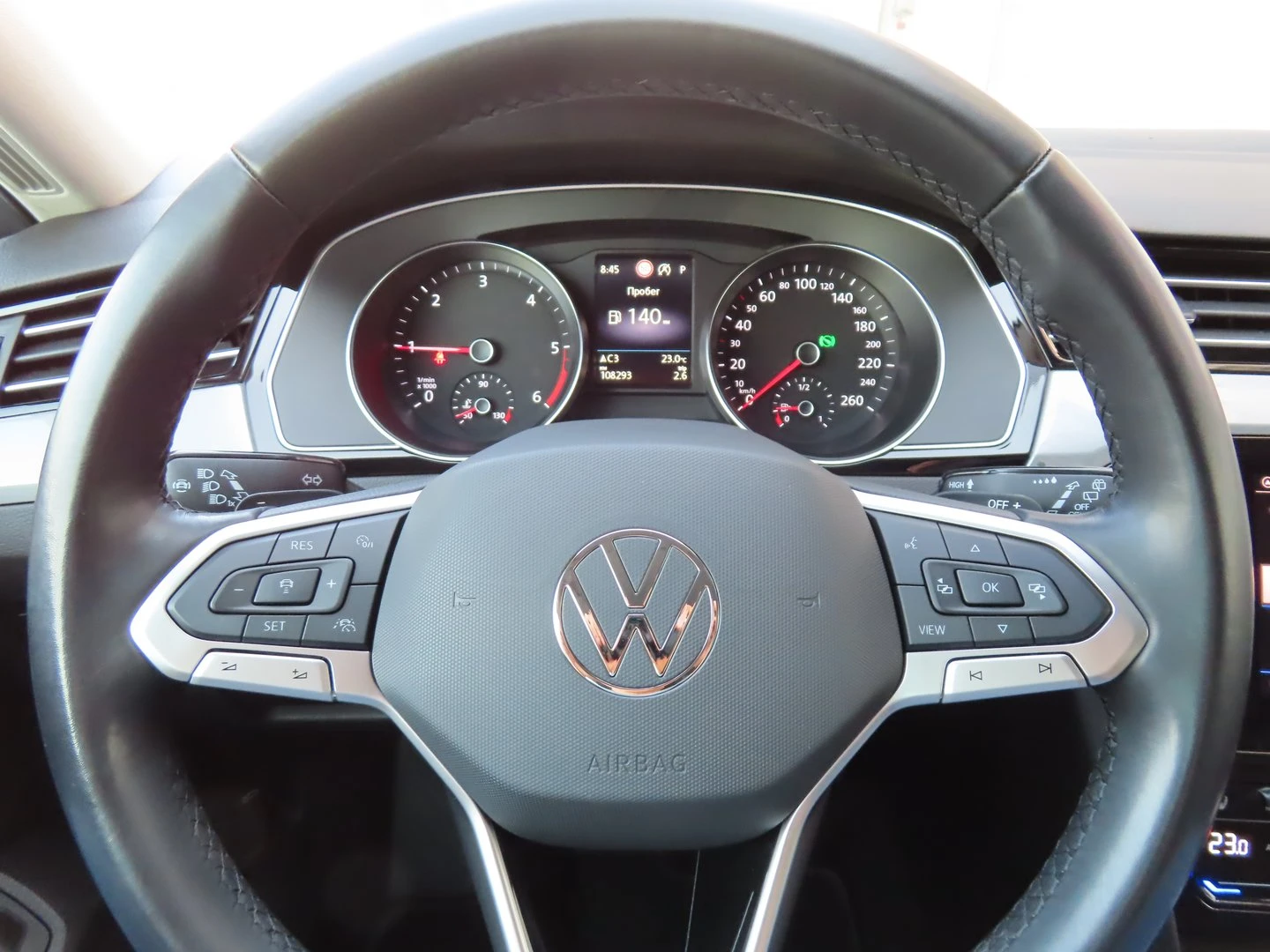 VW Passat Business 2.0 TDI SCR DSG | Mobile.bg � ����������� 13