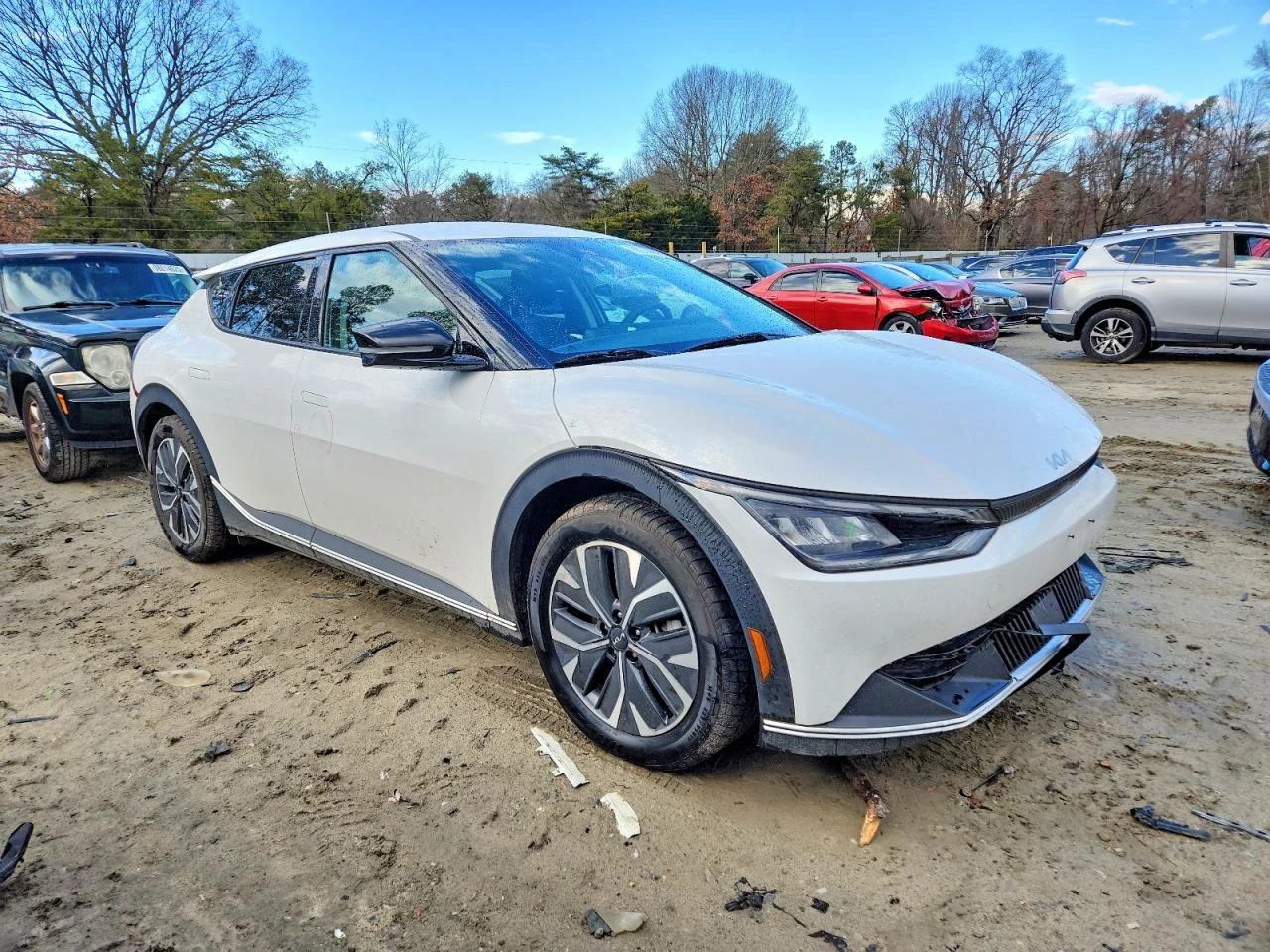 Kia EV6 LIGHT - изображение 4