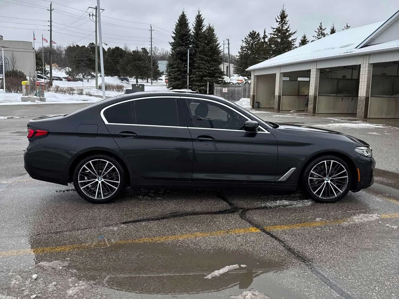 BMW 530 530i xDrive  CARFAX - изображение 3