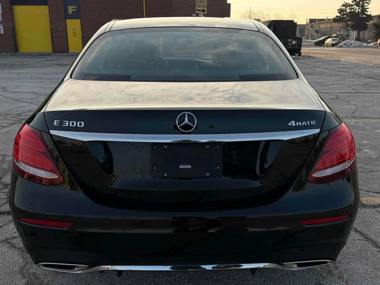 Mercedes-Benz E 300  АМГ Пакет/CARFAX /Кожа/Подгрев/Нави/Burmester - изображение 5