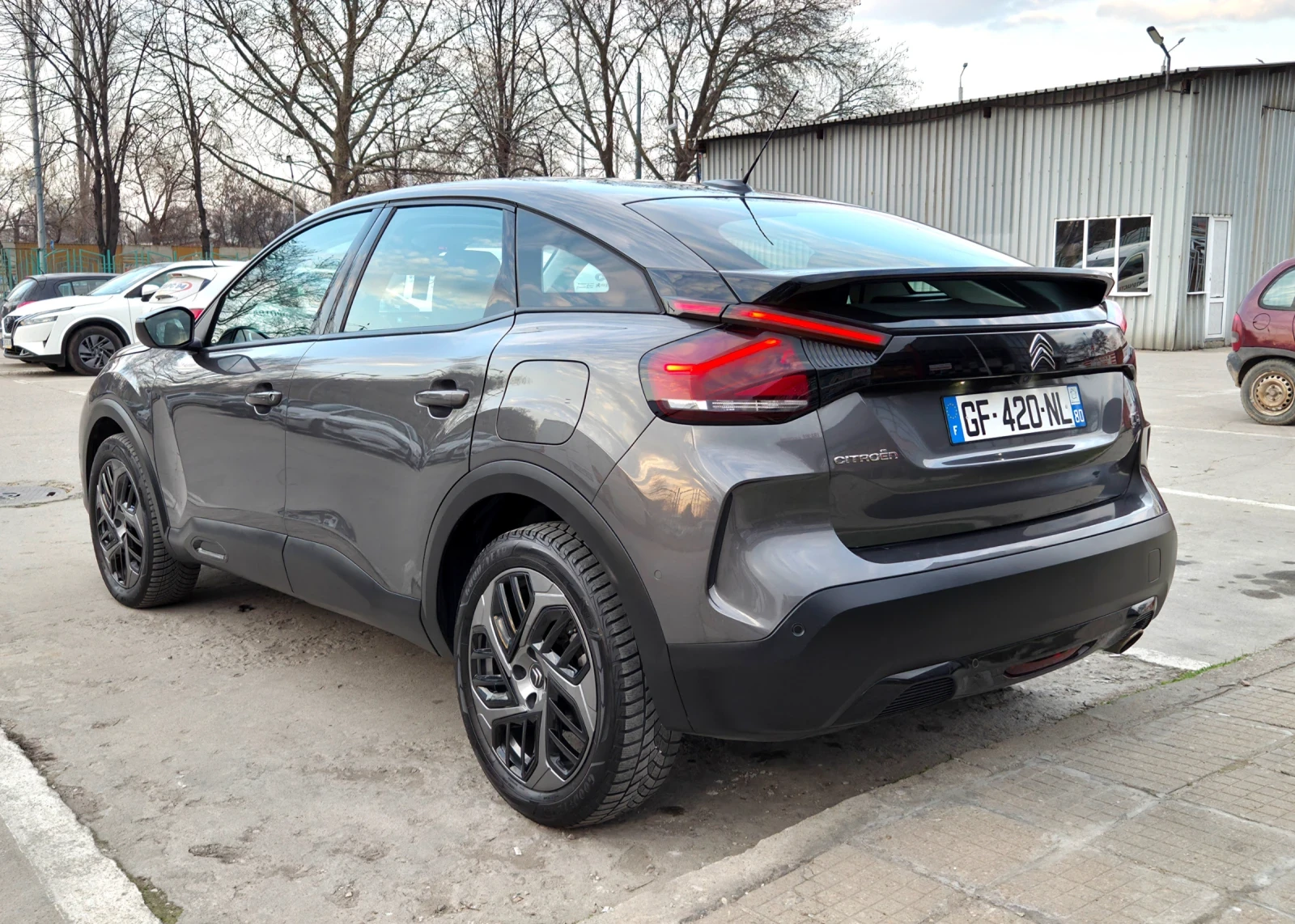 Citroen C4 1.5 HDi Feel Pack / KEYLESS /КАМЕРА/ Head-up, снимка 3 - Автомобили и джипове - 53921681