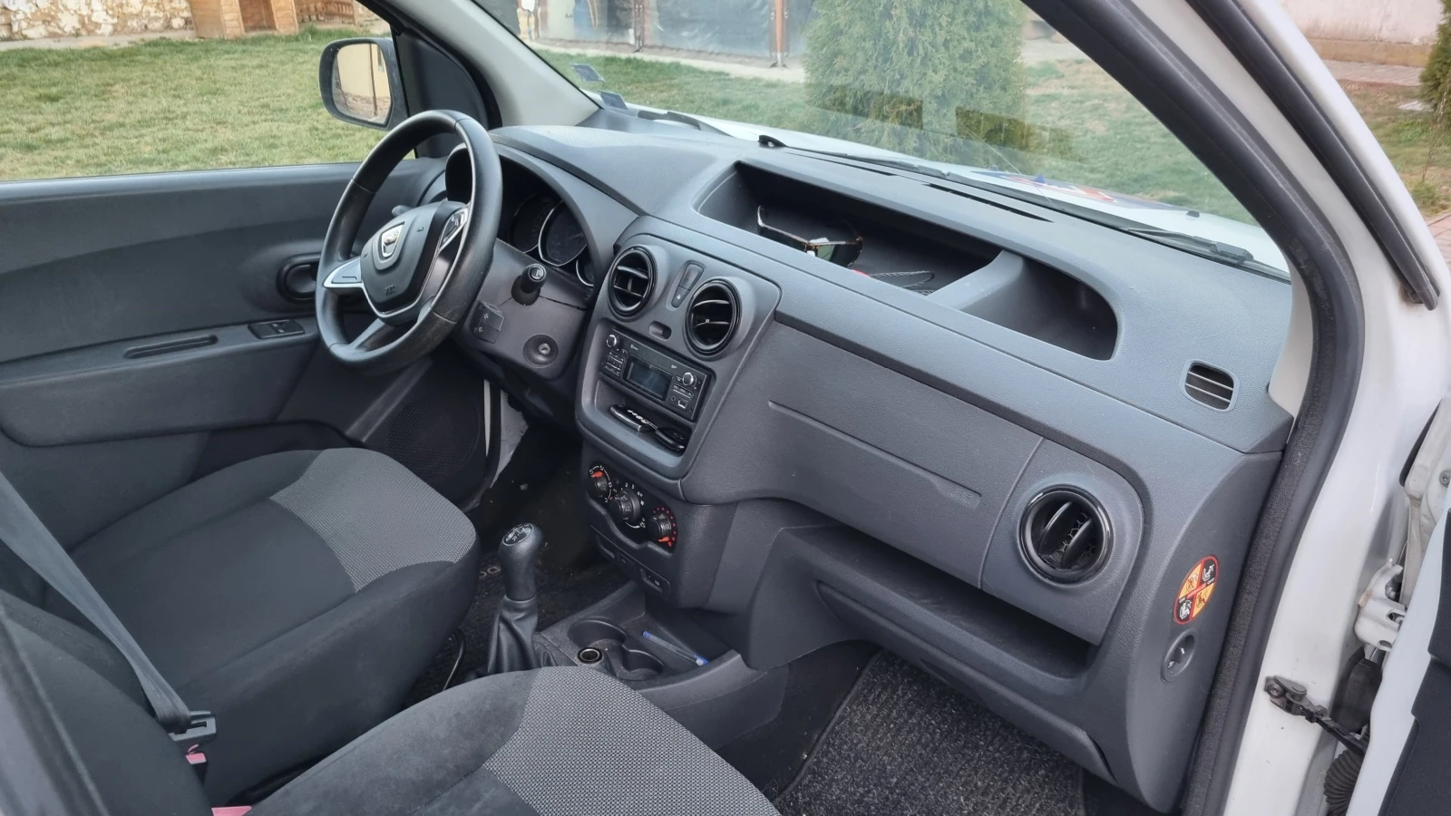 Dacia Dokker DCI, снимка 2 - Автомобили и джипове - 53784255