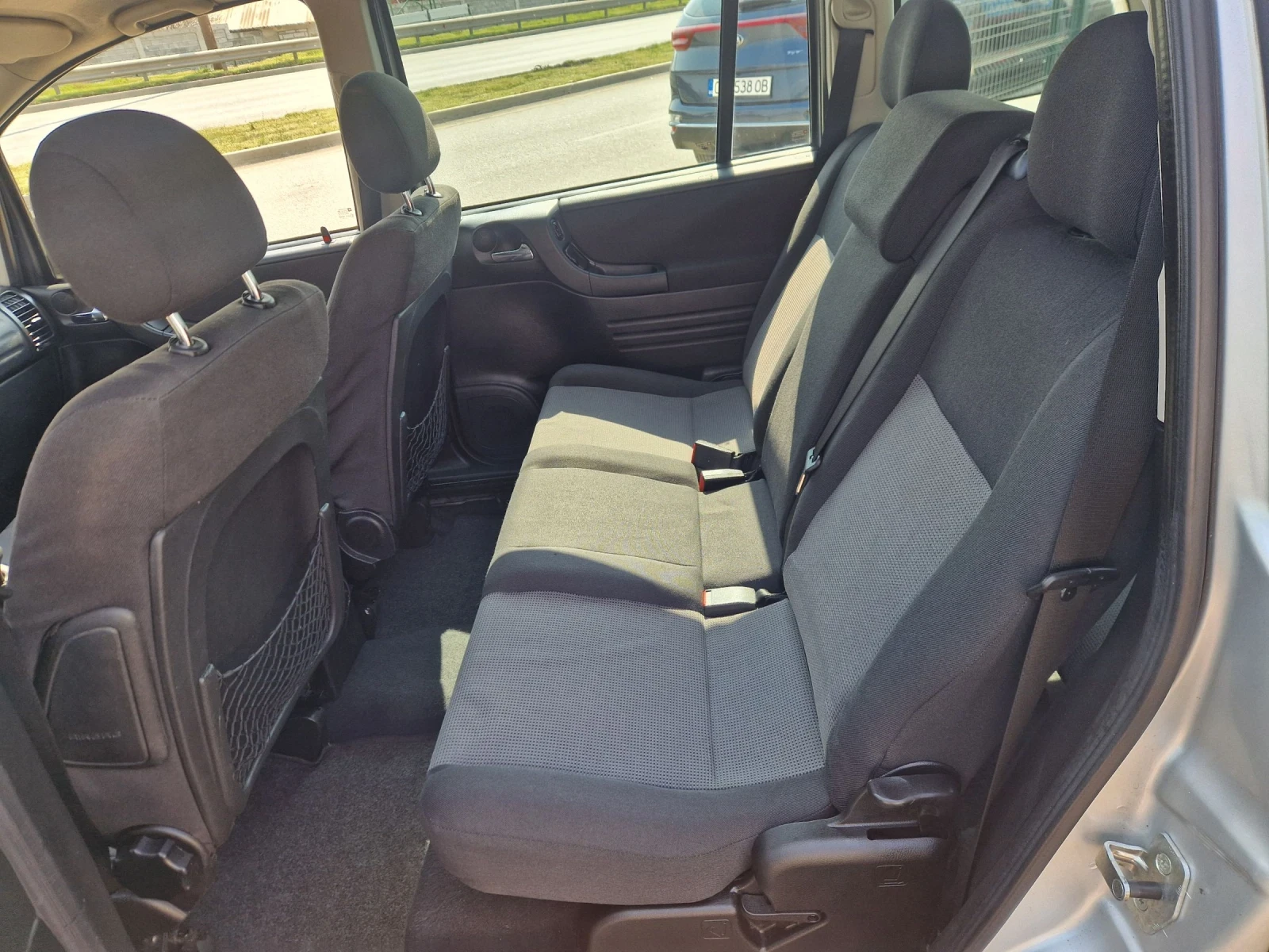 Opel Zafira 1.8i16v 125HP.6+ 1ITALIA, снимка 13 - Автомобили и джипове - 53926196