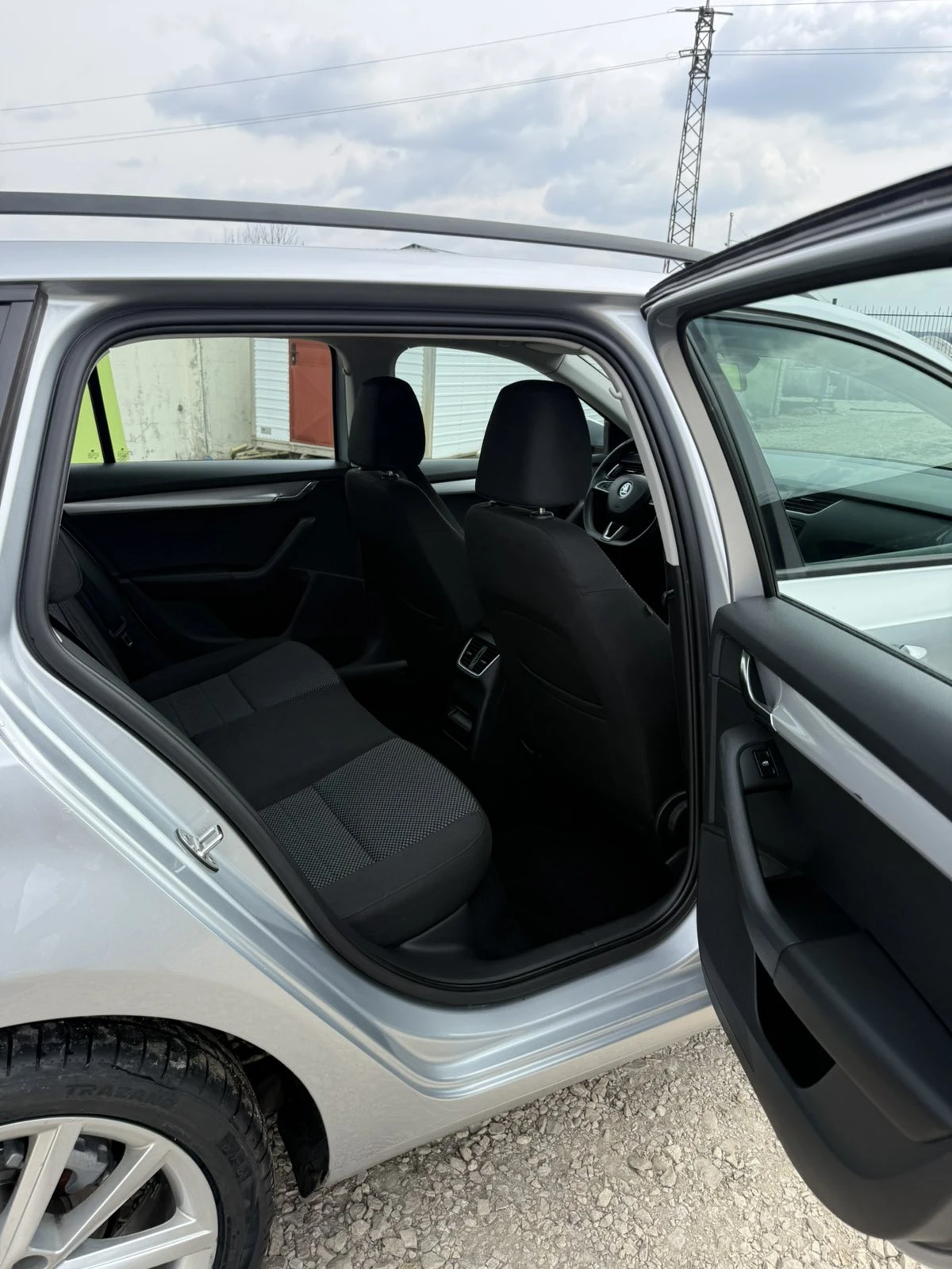 Skoda Octavia 3 1.6 TDI, снимка 5 - Автомобили и джипове - 53949059