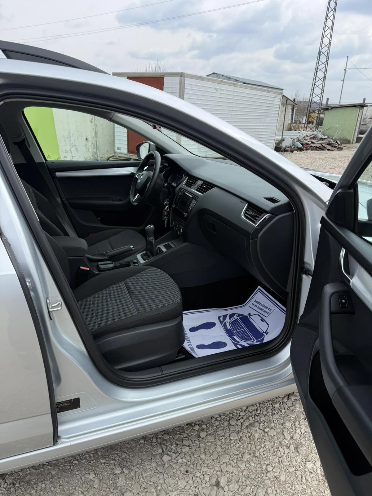 Skoda Octavia 3 1.6 TDI, снимка 6 - Автомобили и джипове - 53949059