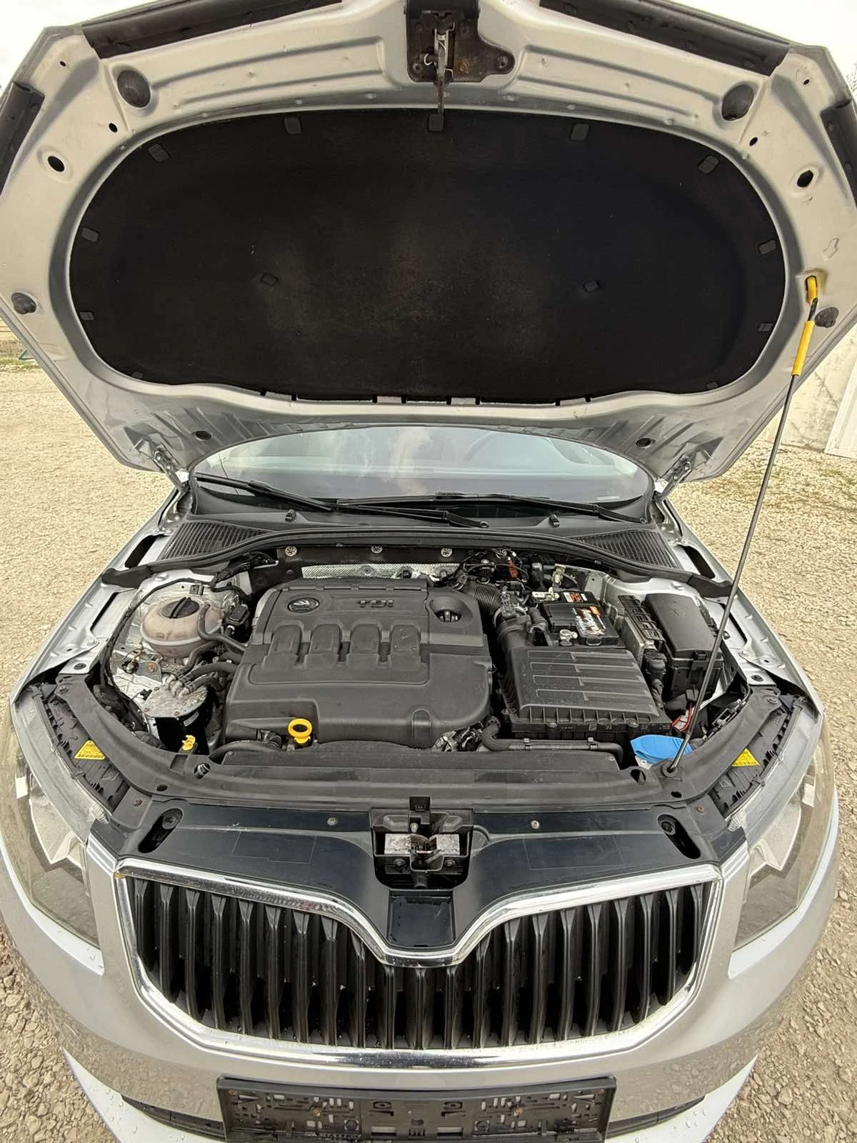 Skoda Octavia 3 1.6 TDI, снимка 13 - Автомобили и джипове - 53949059