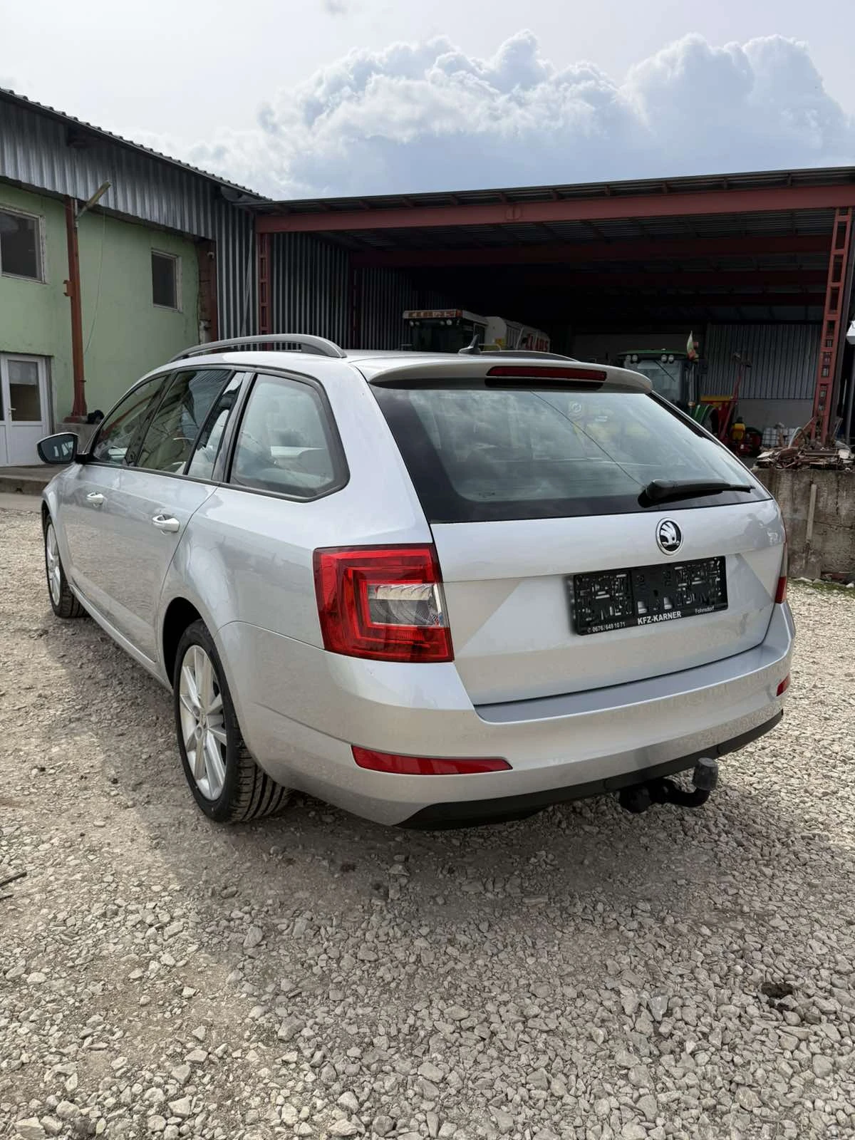 Skoda Octavia 3 1.6 TDI, снимка 4 - Автомобили и джипове - 53949059