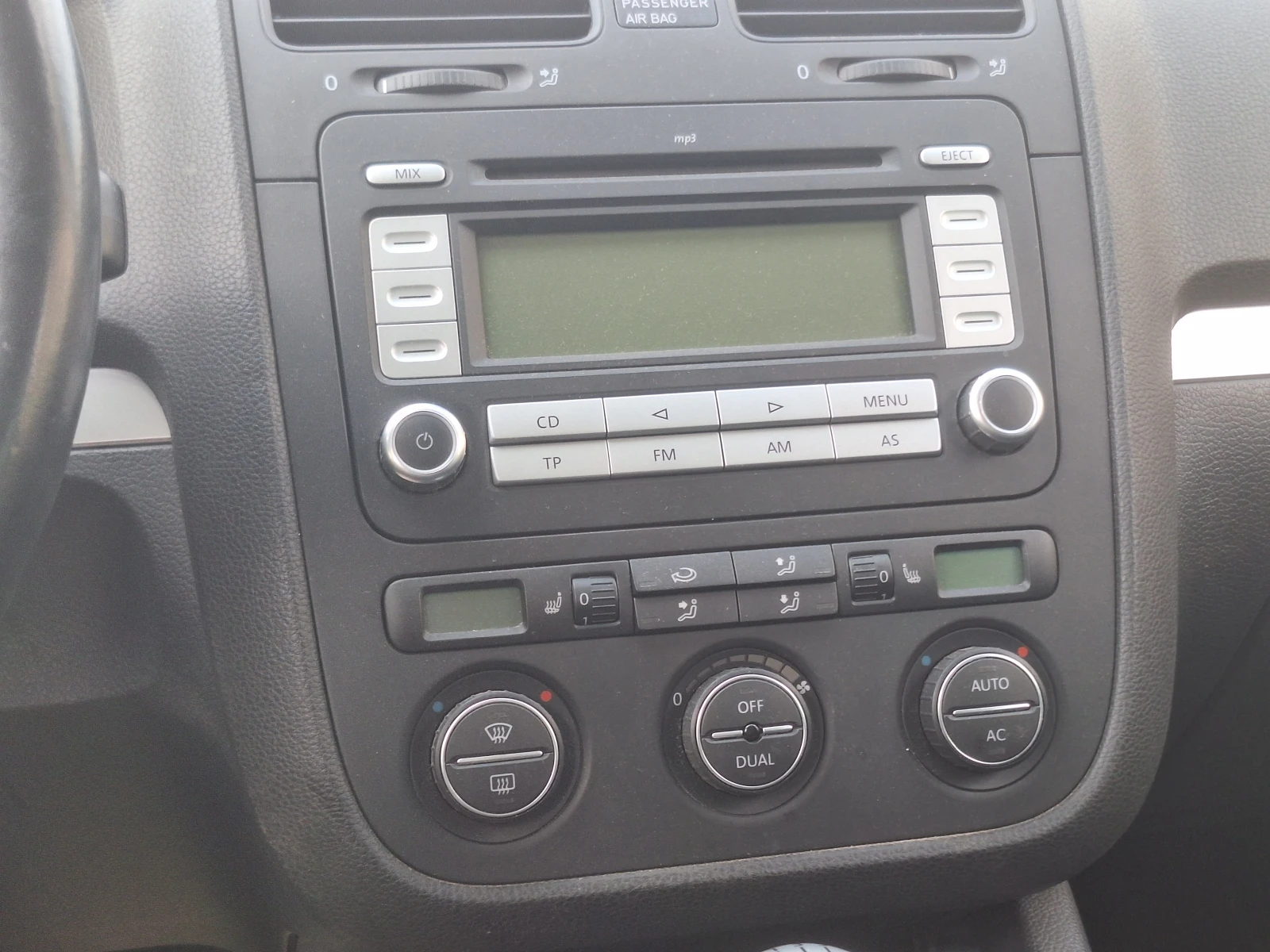 VW Golf 1.4, снимка 11 - Автомобили и джипове - 54362581