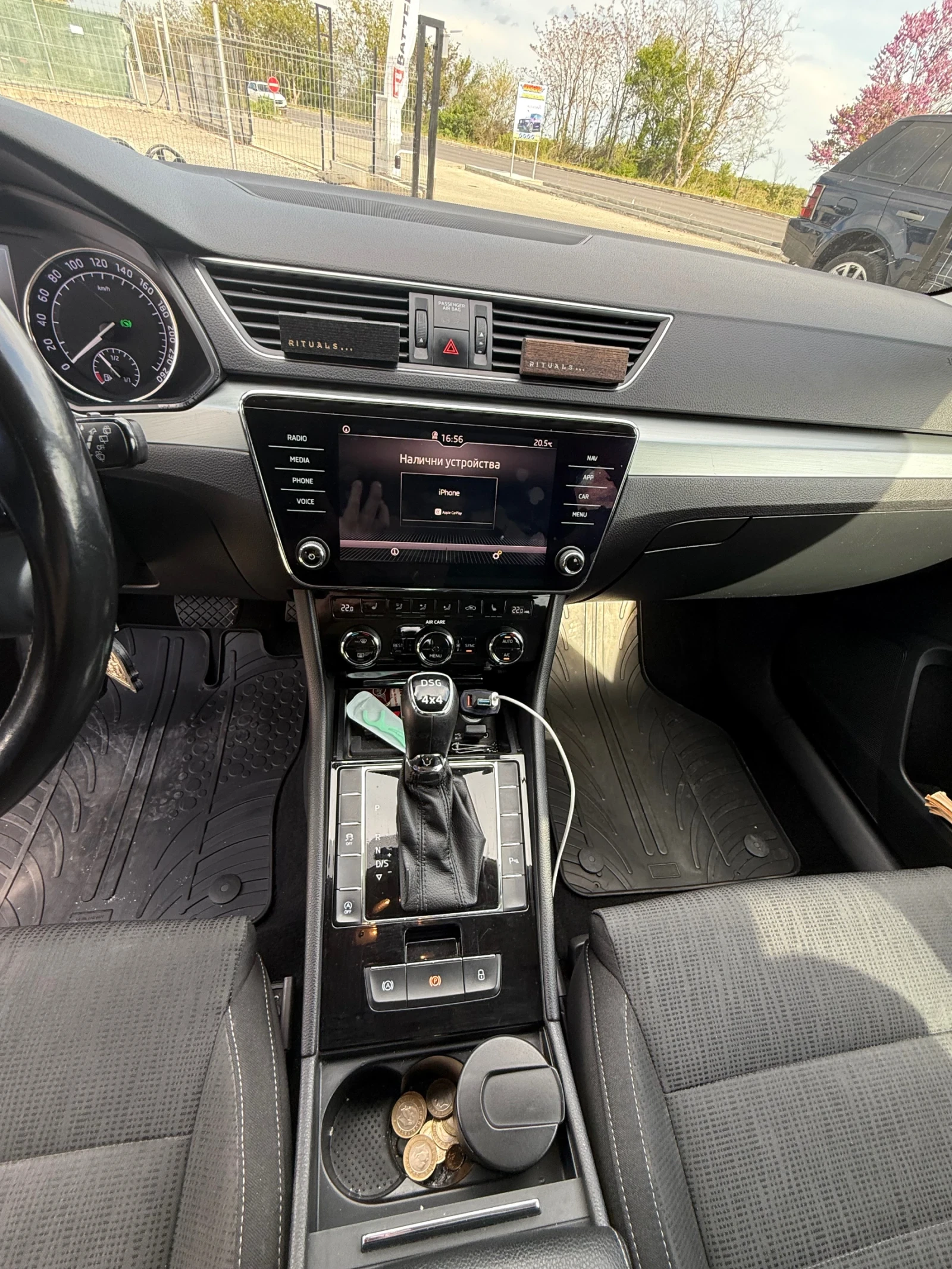 Skoda Superb, снимка 7 - Автомобили и джипове - 54432491